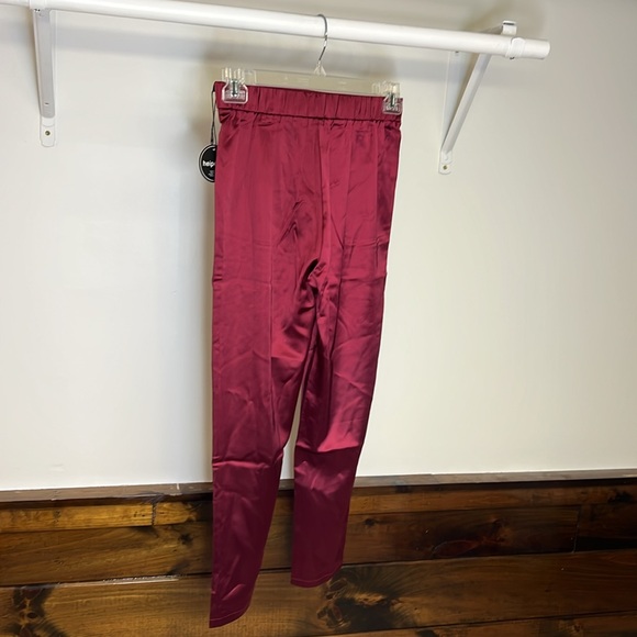 NWT Amazon Burgundy Elastic Waist Satin Pants- XS - Picture 2 of 7
